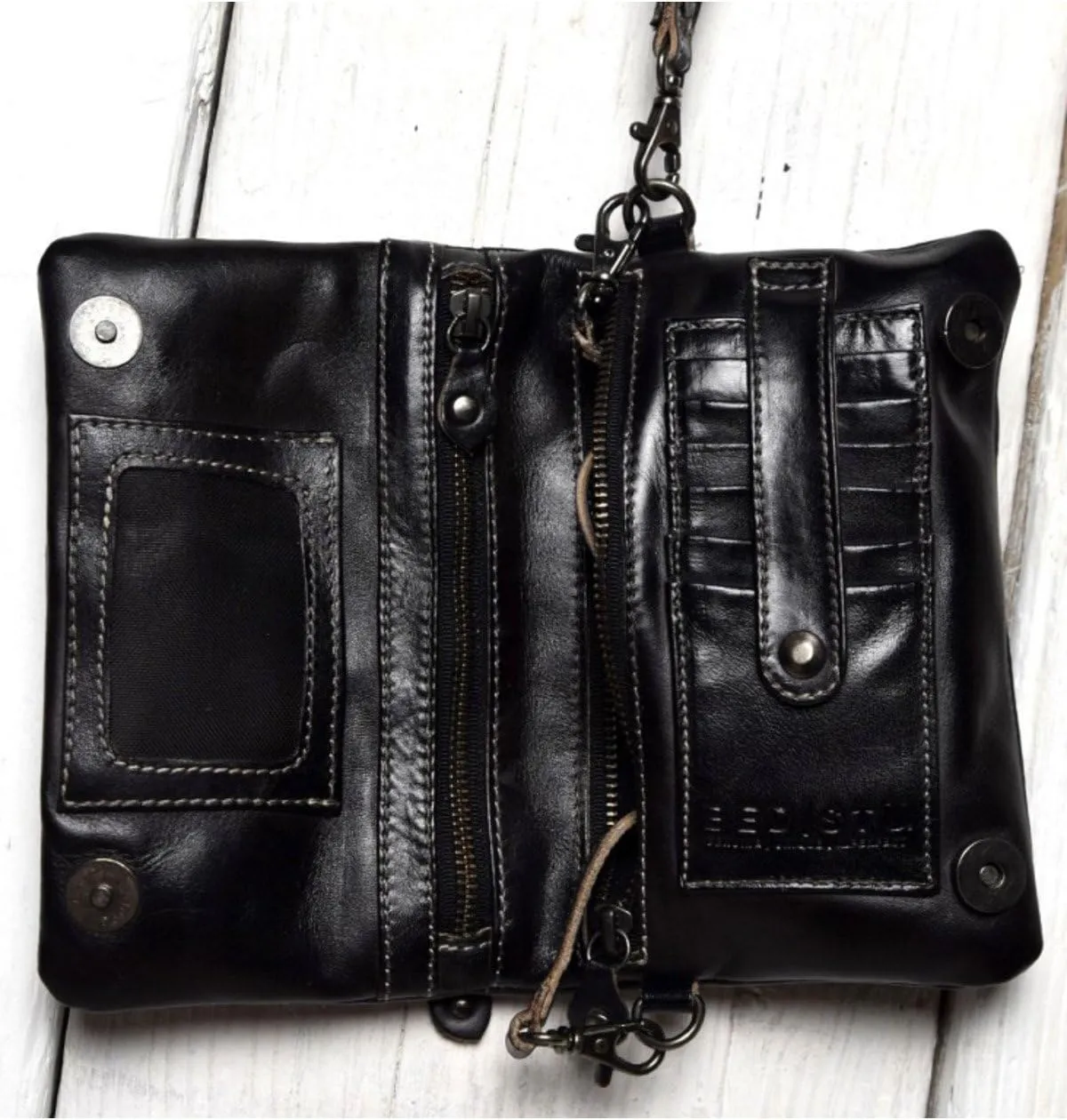 Bed|Stu Womens Cadence Leather Wallet, Crossbody or Clutch
