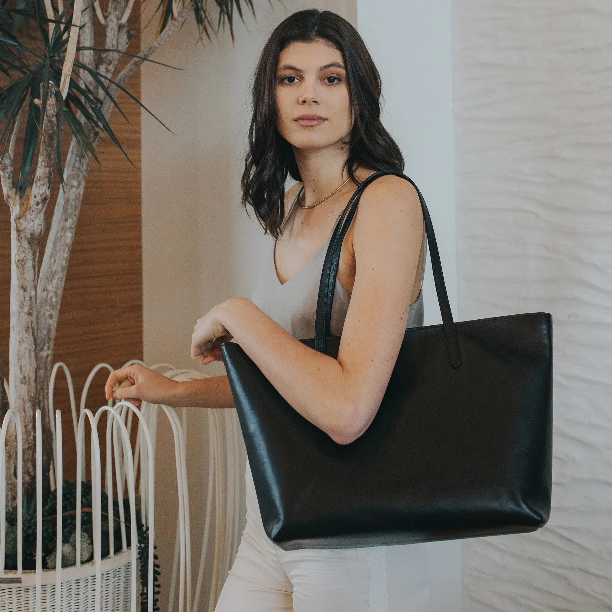 East West Tote, Black Lux