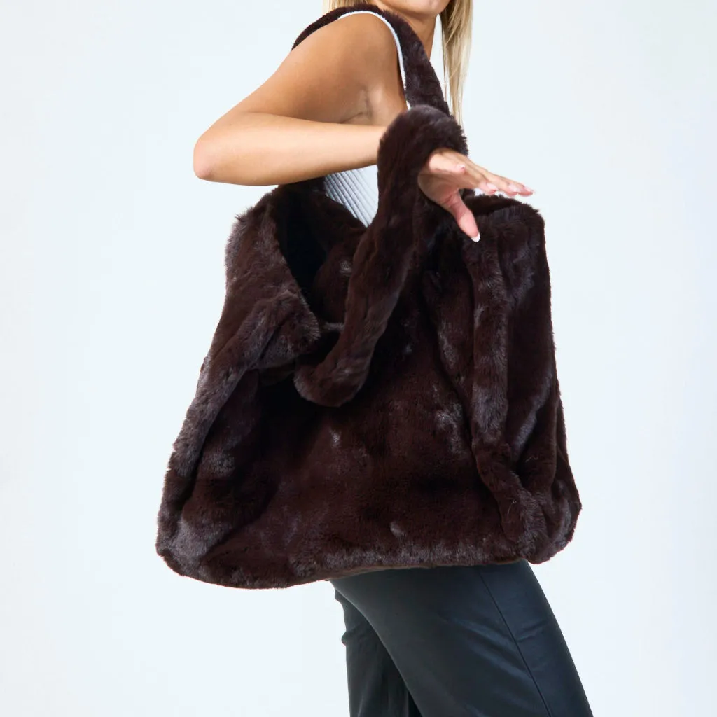 Large faux fur tote bag with plush handles wholesale