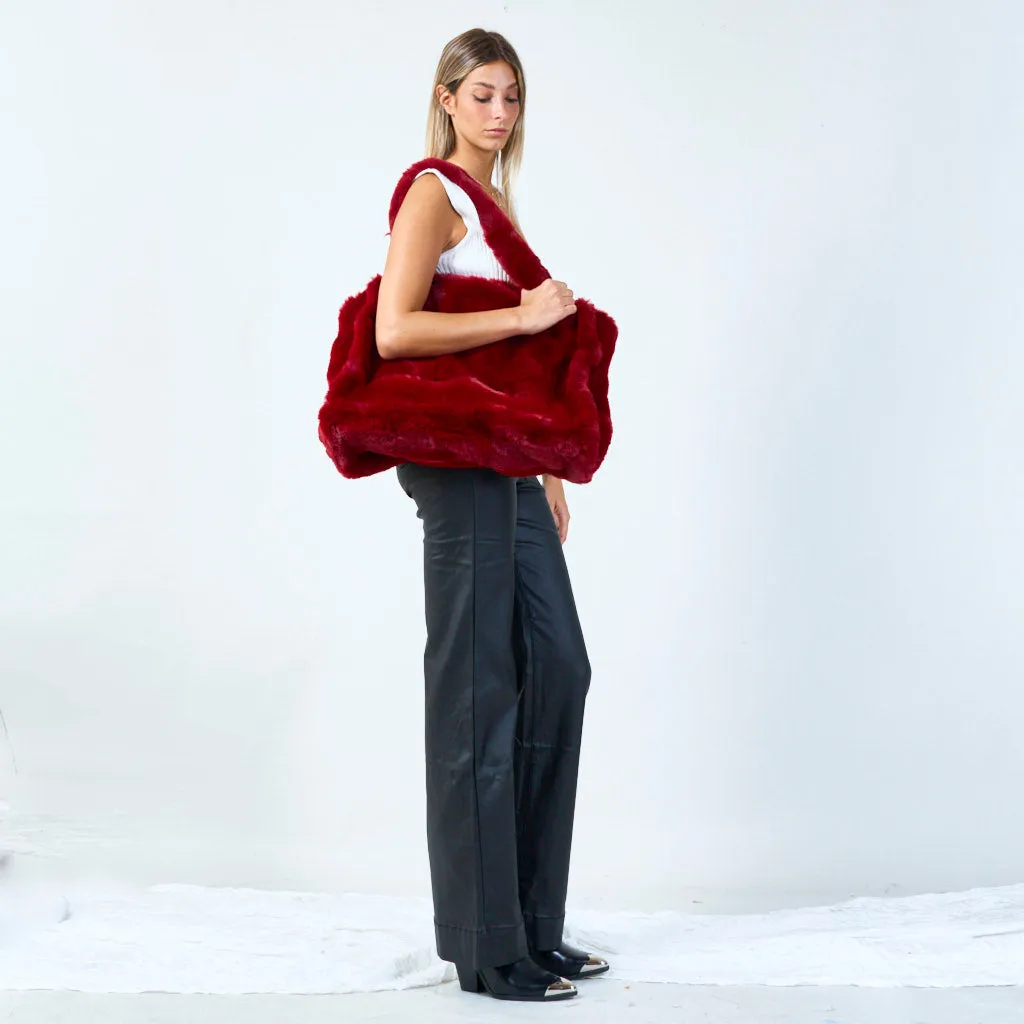 Large faux fur tote bag with plush handles wholesale