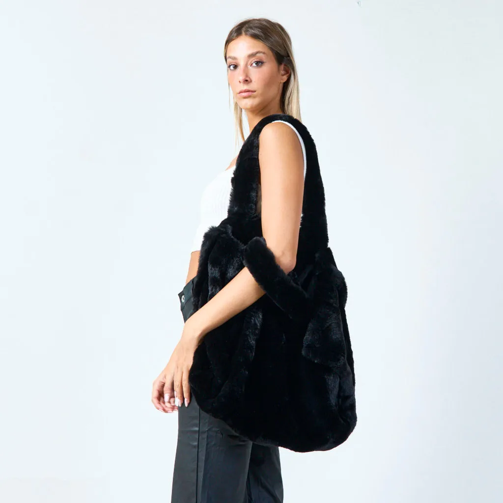 Large faux fur tote bag with plush handles wholesale