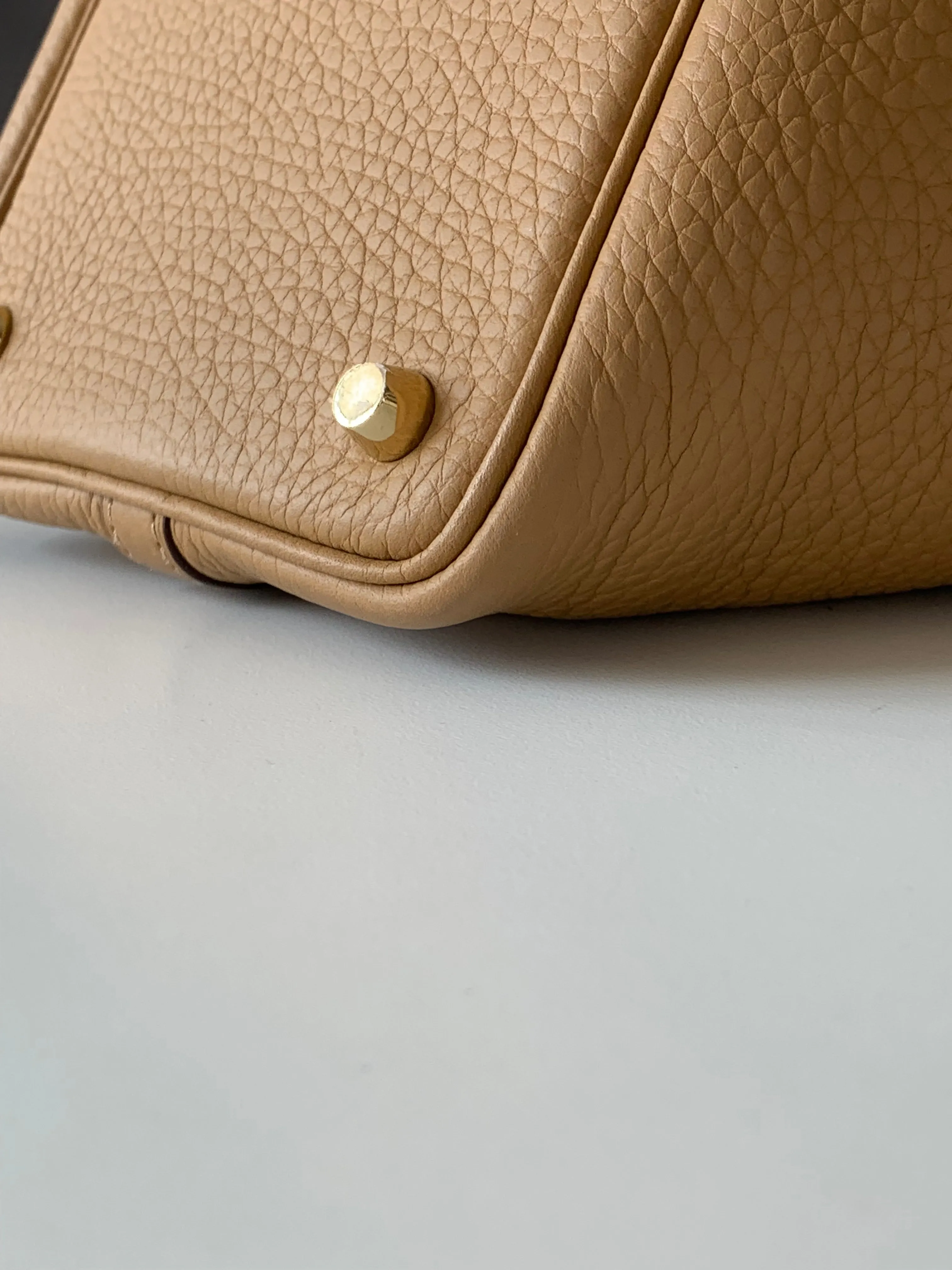 <b> HERMES</b> <br>Picotin 18
