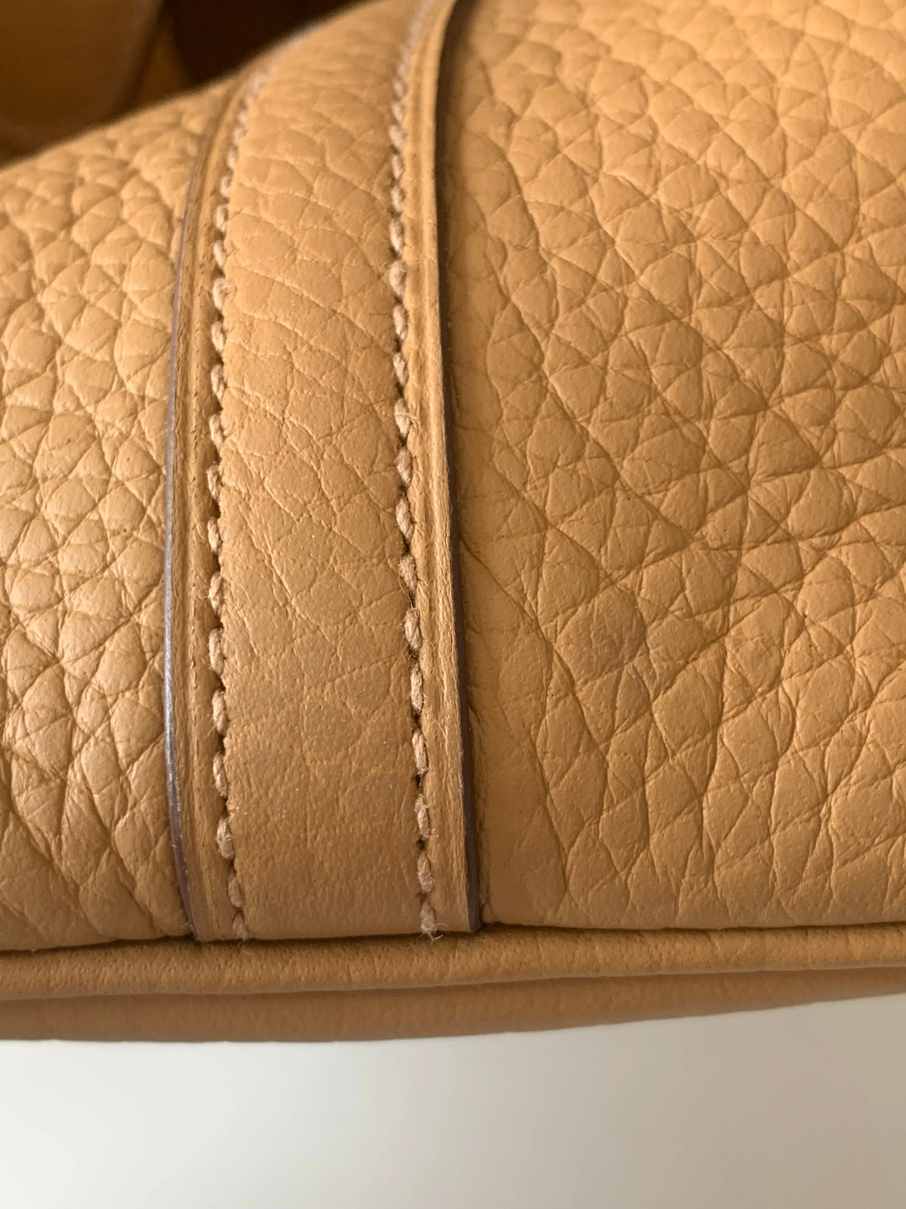 <b> HERMES</b> <br>Picotin 18