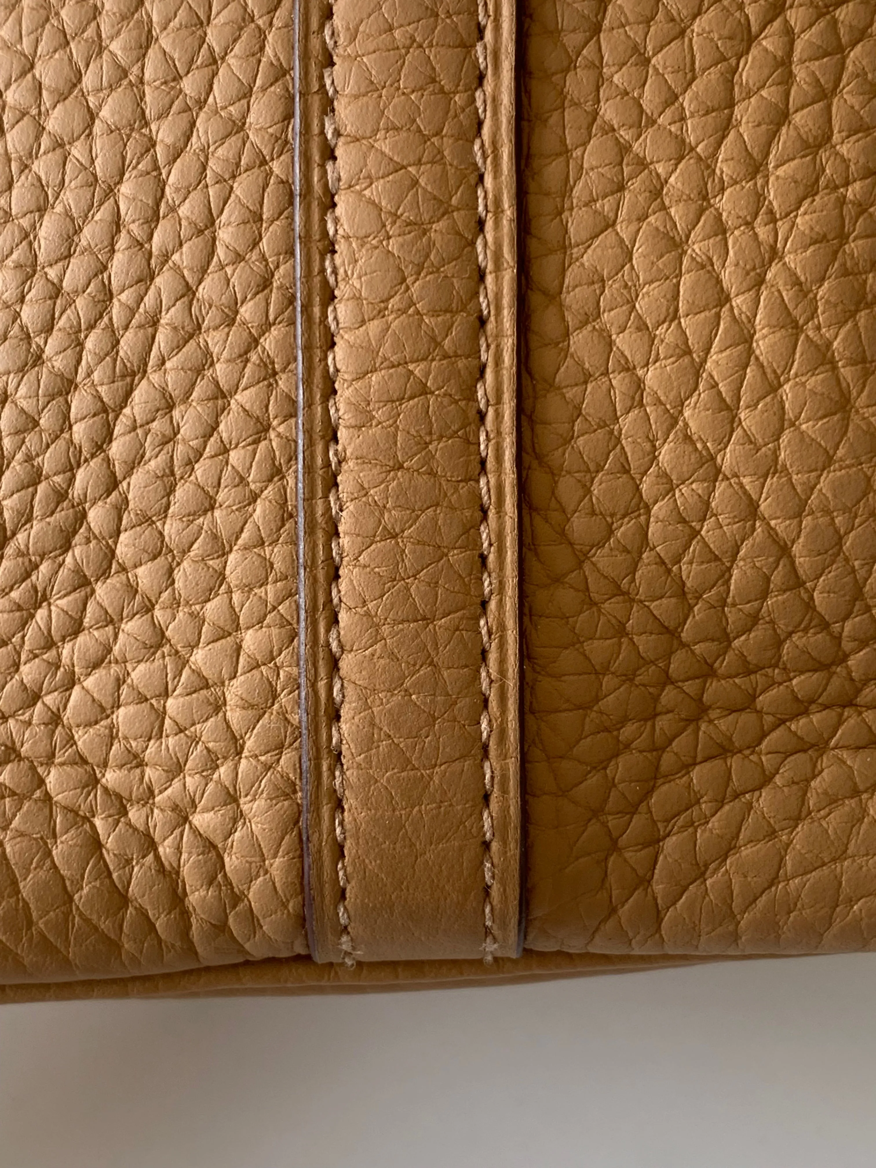 <b> HERMES</b> <br>Picotin 18