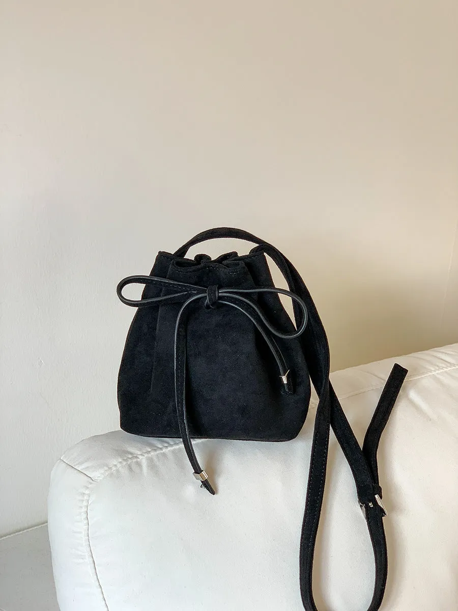 Vvsha Fashion Faux Suede Bucket Bag High Quality Shoulder Bag Designer Crossbody Bags for Women Pleated Drawstring Bags Handbags Chic