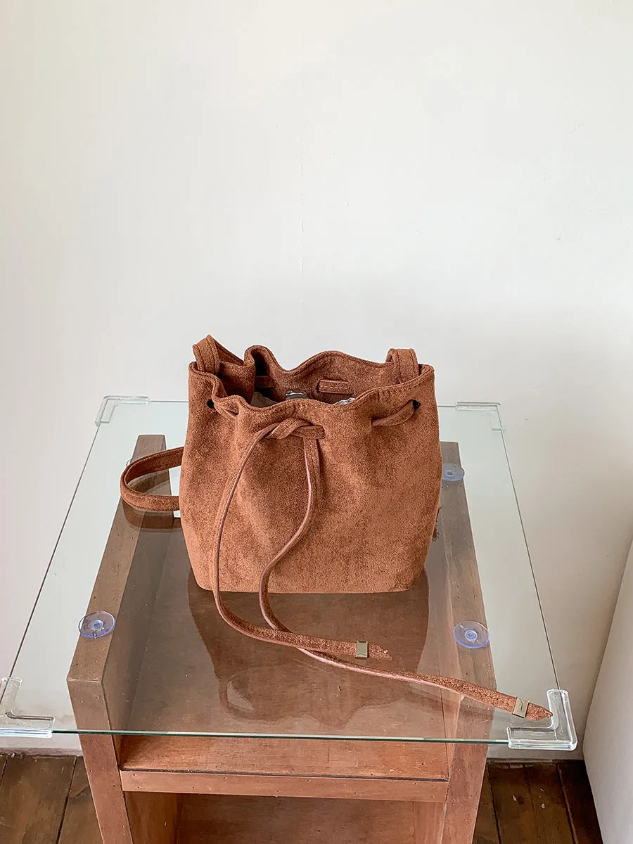 Vvsha Fashion Faux Suede Bucket Bag High Quality Shoulder Bag Designer Crossbody Bags for Women Pleated Drawstring Bags Handbags Chic
