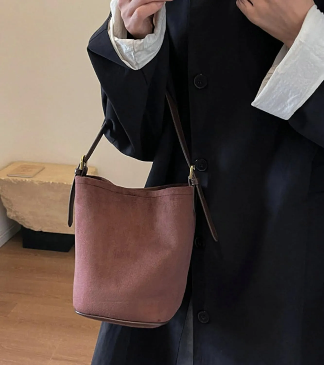 Women Suede Bucket Bag 2025 Fall Bags Trendy Brown Tote Vintage Shoulder Handbag with Pouch Work Purses